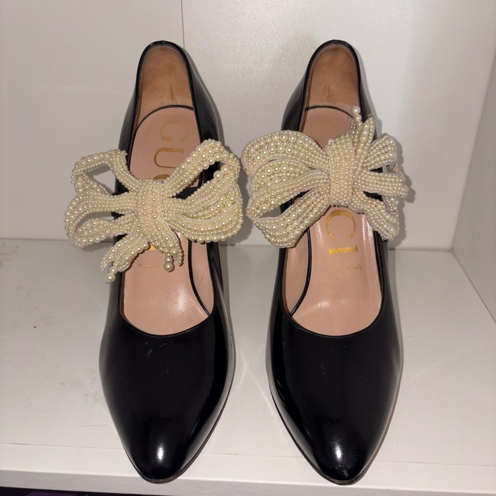 Gucci Elaisa Pearly Bow Pumps Black Size 39 Made in Italy
